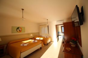Kikki Village Resort - Classic Triple Room