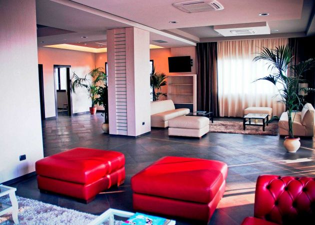 Viola Palace Hotel
