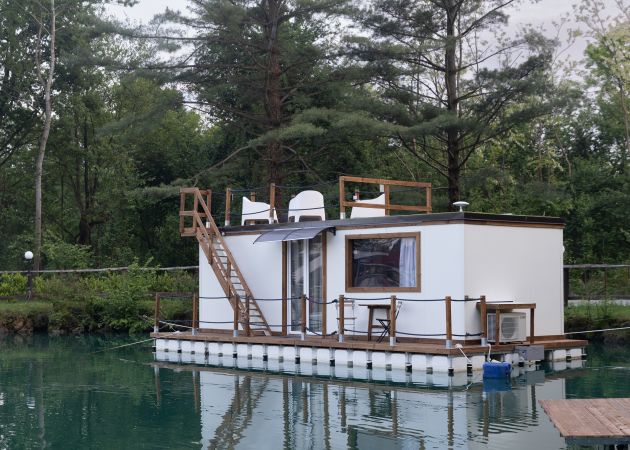 Floating Dream - Suite with Lake View