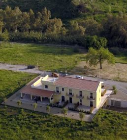 MINISSALE FARMHOUSE Calatabiano